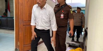Pembunuh Pasutri Divonis 14 Tahun Penjara, Anak Korban Sakit Hati. (foto/Bacaini)