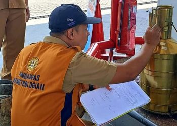 Lindungi Konsumen Jelang Mudik Lebaran, Disperdagin Gencarkan Pengawasan SPBU. Foto : Ist