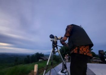 Hilal Tak Muncul di Langit Blitar dan Kediri