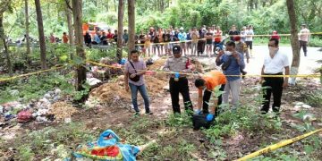 Jasad Perempuan Rambut Pirang Ditemukan Terbungkus Seprai . (foto/ist)