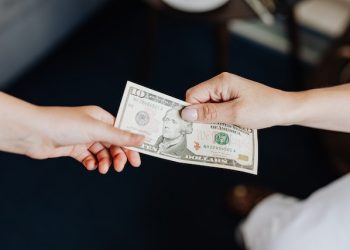 Jual Beli dengan Orang yang Pikun, Ini Prosedurnya Biar Aman