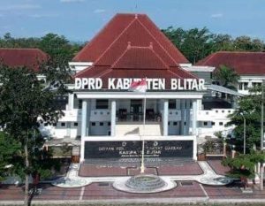 Kasus anggota DPRD Blitar telantarkan anak istri masih berjalan