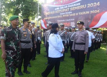 Pj Wali Kota Kediri Jadi Inspektur Apel Gelar Pasukan Operasi Ketupat Semeru 2024
