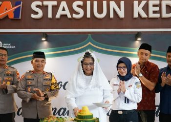Hadiri Doa Bersama dan Santunan Anak Yatim, PJ Wali Kota Kediri : PT KAI Harus Tampilkan Performa Terbaik Demi Keselamatan Perjalanan Kereta Api