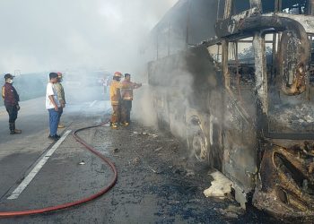 Bus Pahala Kencana Terbakar di Tol Jombang: 34 Penumpang Selamat