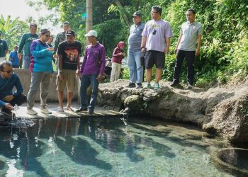 PJ Wali Kota Kediri Zanariah Tinjau Tiga Sumber Mata Air di Kota Kediri
