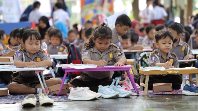 Tingkatkan Minat Baca dan Literasi Pelajar, Pemkot Kediri Peringati World Book and Copyright Day