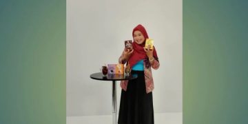 Cerita Dewi, Pengusaha Jamu Bekasi yang Berkibar Berkat Pinjam PNM Mekaar. (foto/ist)
