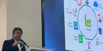 Dr Deni Lumbantoruan Beberkan Tantangan Tekhnologi Digital Masyarakat Taput. (foto/ist)