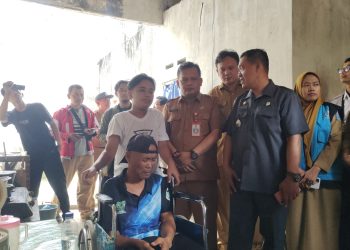 Kisah Pilu Bocah 13 Tahun Merawat Ortu Stroke: Ditangani Pemerintahan Mas Dhito Usai Viral