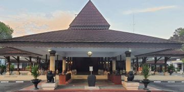 Bongkar Korupsi: Eks Wabup Blitar Sebut Orang Dekat Mak Rini (foto/ist)