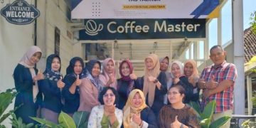 Didampingi Profesor Unesa, UKM Talikur Kabupaten Blitar Siap Go Digital. (foto/ist)