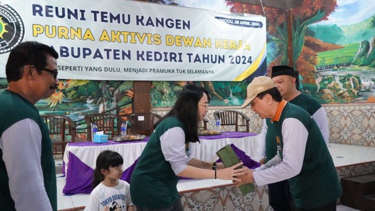 Reuni Purna Aktivis, Mbak Cicha Sebut Momen Berbagi Pengalaman Bangun Gerakan Pramuka Kediri