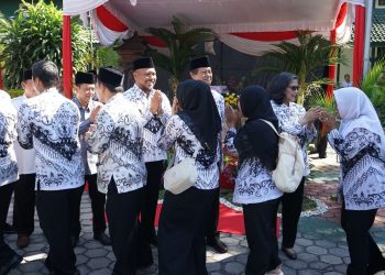 Halal Bihalal bersama PGRI, Pj Wali Kota Kediri Zanariah Sampaikan Terima Kasih Atas Dedikasi Guru