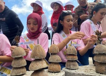 Ajakan Jaga Alam Mas Ipin kepada Finalis Putri Otonomi Indonesia 2024