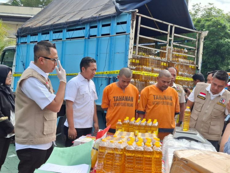 Polres Malang Gerebek Pabrik Minyak Kita Palsu Berkeuntungan Ratusan Juta