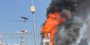 Mengenang Cerita Korupsi Jembatan Brawijaya Kediri yang Kini Terbakar. (foto/ist)