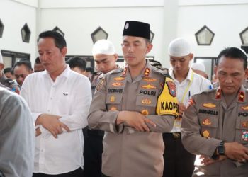 Polres Jombang Gelar Salat Gaib untuk Briptu Rian, Polisi yang Tewas Dibakar Istri
