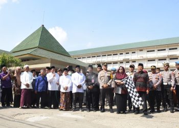 Pj Wali Kota Kediri Zanariah Berangkatkan 304 Jemaah Calon Haji Kota Kediri