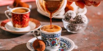 Kentalnya Budaya Kopi di Turki, Mulai Minuman Bangsawan Hingga Jadi Alasan Perceraian. (foto ilsutrasi/iStock)