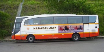 Polisi Tulungagung Tilang Sopir Bus Ugal-ugalan Usai Dilapori Warga. (foto: ilustrasi/ist)