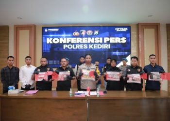 Ungkap Kasus Ekstasi dan Sabu Senilai Rp 1 Miliar, Polres Kediri Tangkap 4 Pengedar