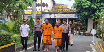 Polisi Malang Ungkap Pengiriman Paket Ganja Modus Gula Aren via Ekspedisi Online. (foto/Bacaini)