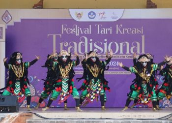 Buka Festival Tari Kreasi Tradisional, Pj Wali Kota Kediri Zanariah Harapkan Menjadi Wadah Pelestarian Seni Budaya Tradisional