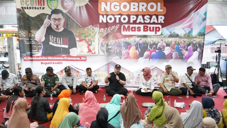 Relokasi Pasar Kandangan, Mas Dhito Ajak Dialog Pedagang