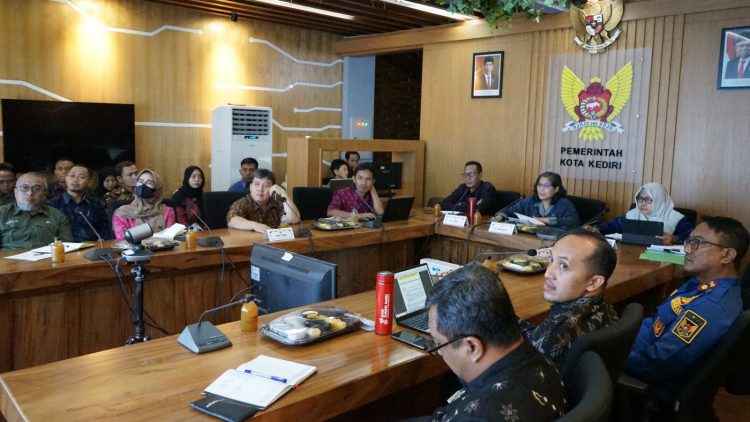 Ekspose Proposal DAK Tematik Pengentasan Permukiman Kumuh Terpadu (PPKT) TA 2025, Ini yang Disampaikan Pj Wali Kota Kediri