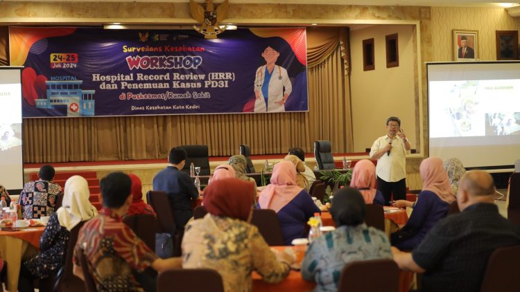 Antisipasi Kasus PD3I, Pemkot Kediri Perkuat Petugas Surveilans Melalui Workshop