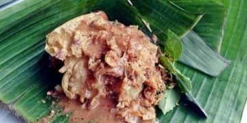 Gusar Anggaran Makan Siang Gratis Turun Rp 7500?, Yuk Cari Menu di Blitar Raya. (foto ilustrasi: pecelkediri.home.blog)