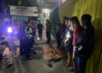 Angkringan Candi Mulyo Jombang Jadi Tempat Pesta Miras, 18 Pemuda Diringkus