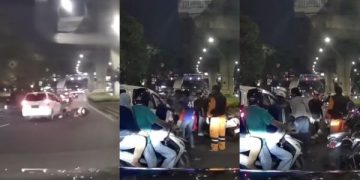 Viral Aksi Main Hakim Pemotor, Hajar Sopir Mobil yang Senggol Kendaraanya. (foto: tangkapan layar)