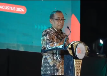 Menteri Sekretaris Negara Ungkap Perjuangannya Bersama Arief Mulyadi