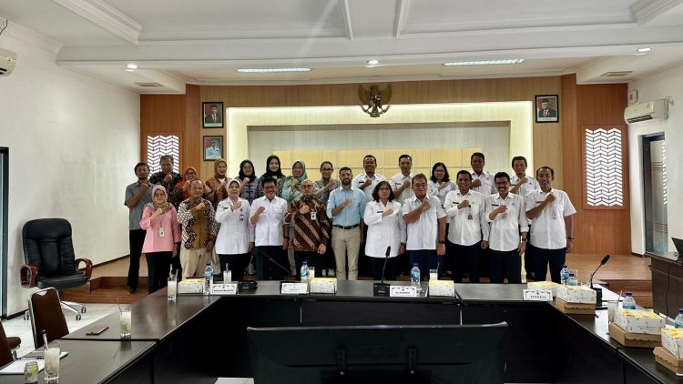 Terima Studi Banding UNFPA dan Kemendagri, Pj Wali Kota Kediri Harap Kota Kediri Bisa Dijadikan Lesson Learned Bagi Daerah Lain Dalam Penurunan AKI