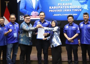 Demokrat Merapat, Dhito Gandeng Dewi Mariya di Pilkada 2024