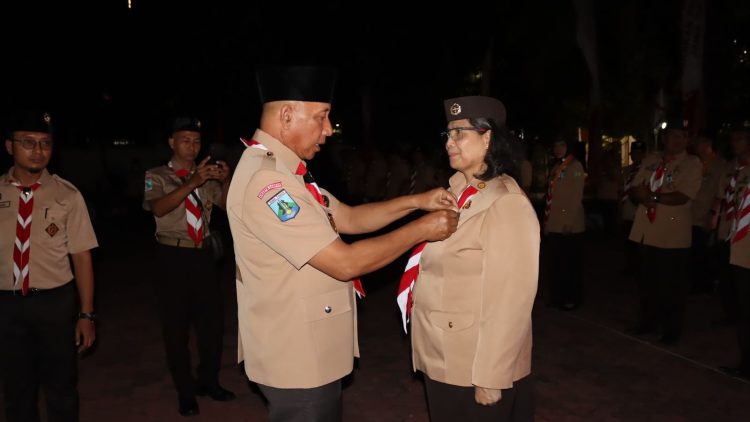 Pj Wali Kota Kediri Zanariah Raih Lencana Pancawarsa IV. Foto : Dok. Pemkot Kediri