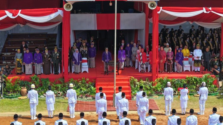 Peringati HUT Ke-79 RepubIik Indonesia, Pj Wali Kota Kediri Harapkan Semua Lapisan Masyarakat Bersama dan Bersatu Untuk NKRI. Foto : Dok. Pemkot Kediri