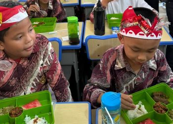 Wiranto Pantau Uji Coba Makan Bergizi Gratis di Cilegon