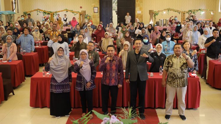 Beri Pendampingan Regulasi Fasyanfar, Upaya Pemkot Kediri Jaga Mutu Layanan Kefarmasian. Foto : Dok. Pemkot Kediri