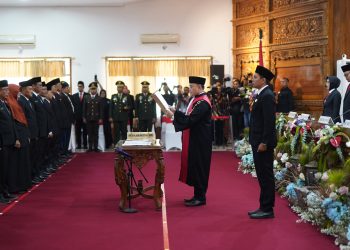 Usai Dilantik, Mas Dhito Berharap Anggota DPRD Jadi Mitra untuk Memajukan  Kabupaten Kediri. Foto : Dok. Pemkab Kediri