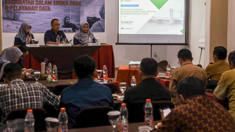 Tingkatkan Kualitas Publikasi dan Pelayanan Data Statistik, BPS Gelar FGD Kecamatan Dalam Angka