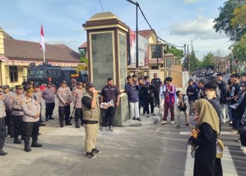 Didemo Mahasiswa, Polres Kediri Kota Menolak Minta Maaf