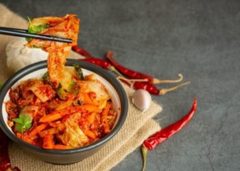 9 Makanan dan Minuman Pemicu Migrain, Kimchi Salah Satunya