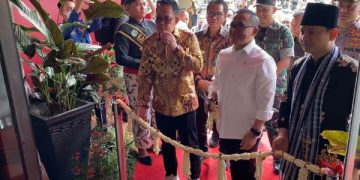 Resmikan Mal Pelayanan Publik Trenggalek, Menpan RB Azwar Anas: Harus Berdampak. (foto/Bacaini)