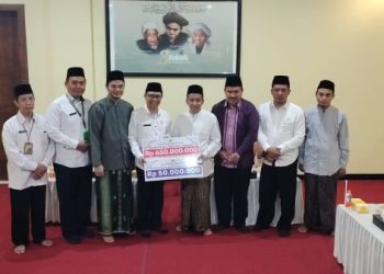 Kebakaran Ponpes Lirboyo Datangkan Bantuan Rp 700 Juta, Kemenag: Sumbangan Kecil