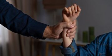 Ilustrasi kasus suami aniaya istri hingga tewas di Blitar