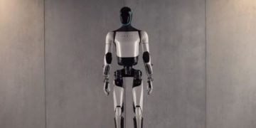 Tesla Buka Lowongan Kerja Jadi Manusia Robot Bergaji 1 Milyar, Tapi Ini Resikonya. (foto: Robot Optimus Humanoid Tesla/thesun.co.uk)