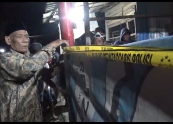 Ngamuk Geruduk Warung Miras di Jombang, Warga dan Petugas Kecele. (foto/Bacaini)